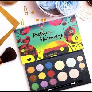 PRETTY IN HARMONY- Eyeshadow Palette